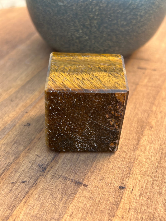 Tigers Eye Cube