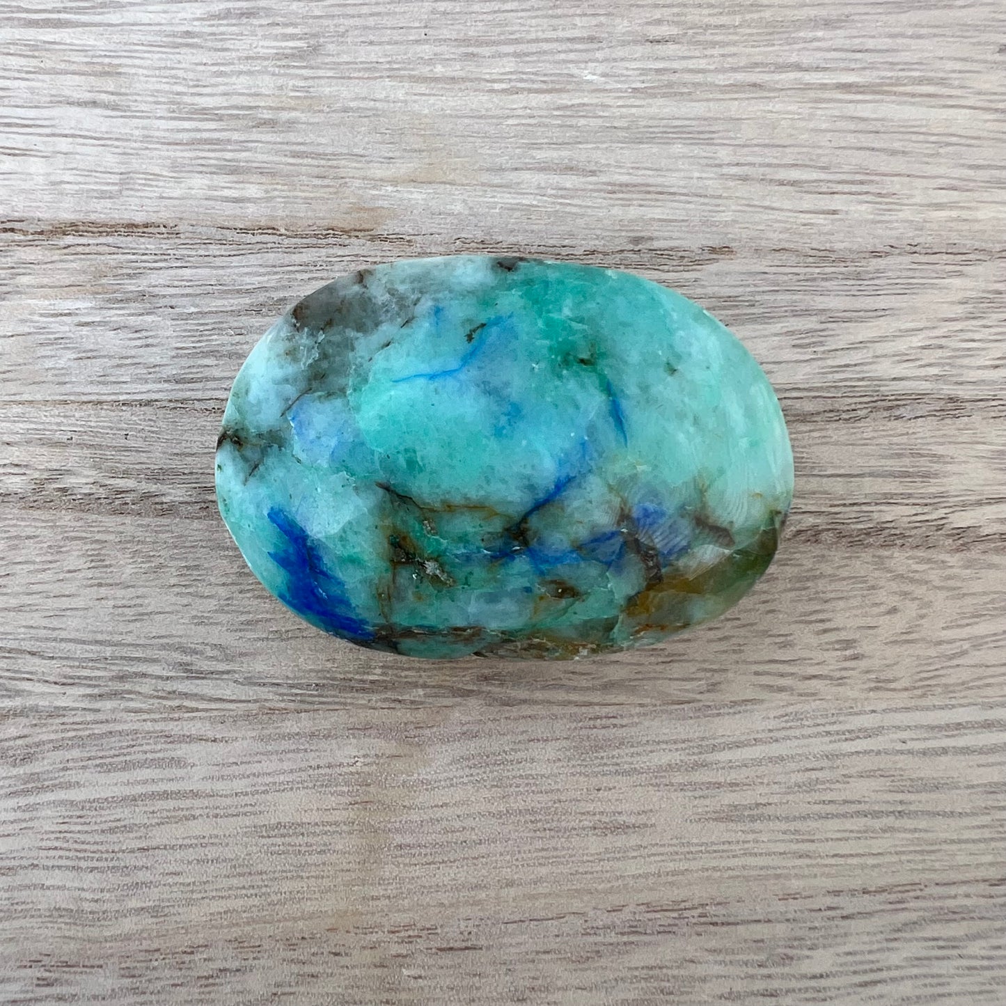 Chrysocolla in Quartz Palm Stone C